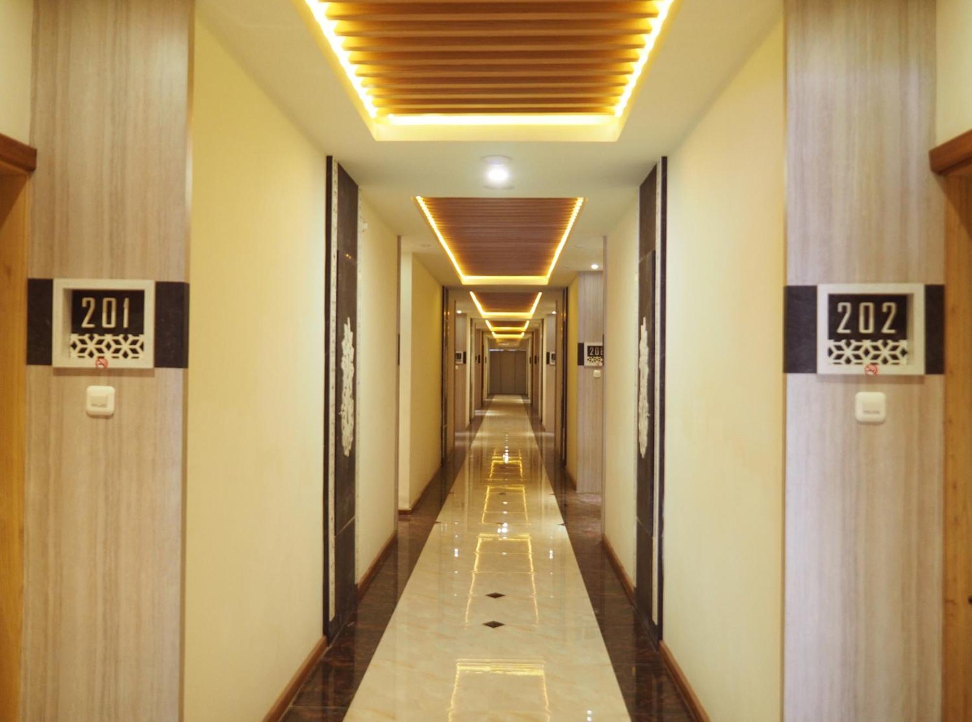 Luminor Hotel Banyuwangi By Wh Dış mekan fotoğraf