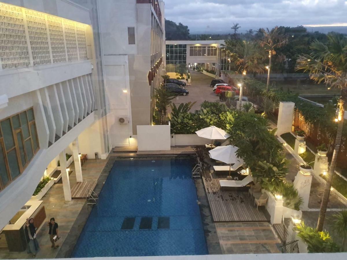 Luminor Hotel Banyuwangi By Wh Dış mekan fotoğraf